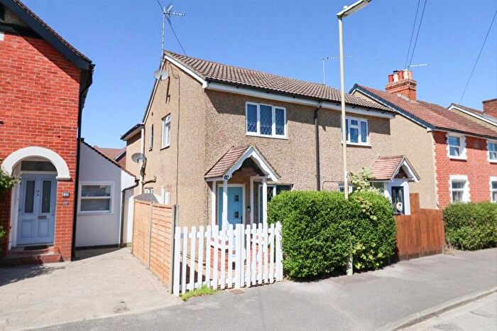 3 Bedroom Semi Detached House For Sale In Clarence Road, Fleet, GU51