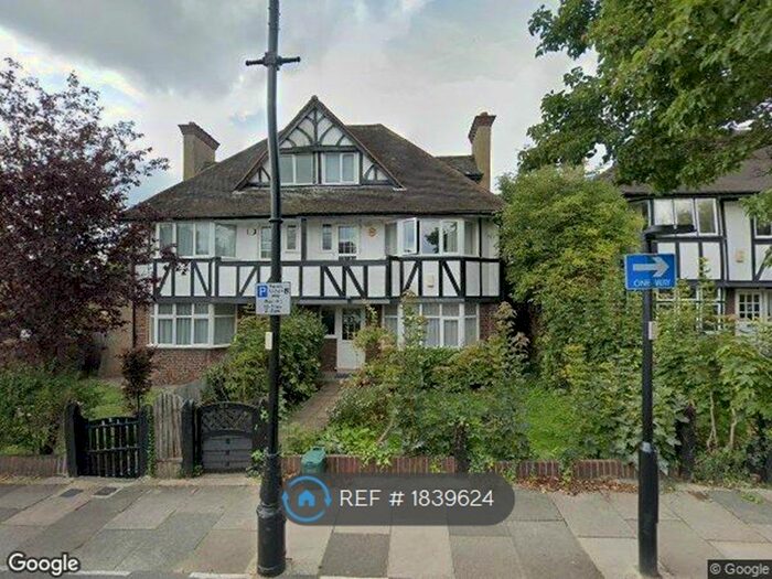 4 Bedroom Semi-Detached House To Rent In Princes Gardens, London, W3