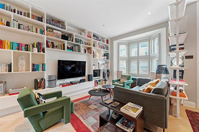 3 Bedroom Terraced House For Sale In Nasmyth Street, London, W6