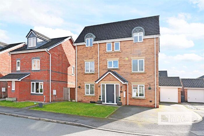4 Bedroom Detached House For Sale In Primrose Close, Leekbrook, ST13