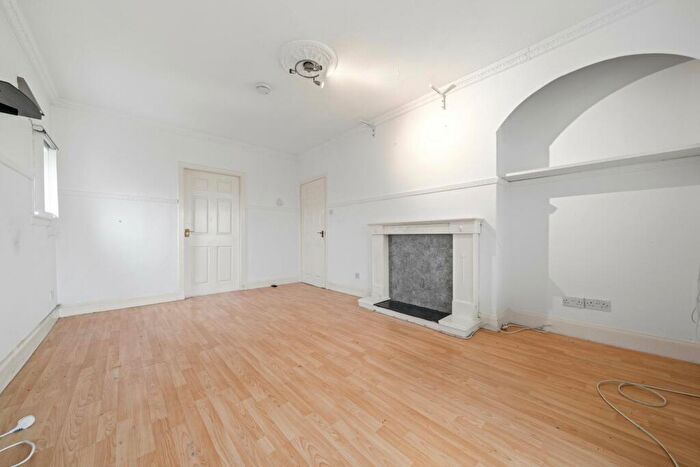 1 Bedroom Flat For Sale In Fleming Place, East Kilbride, G75