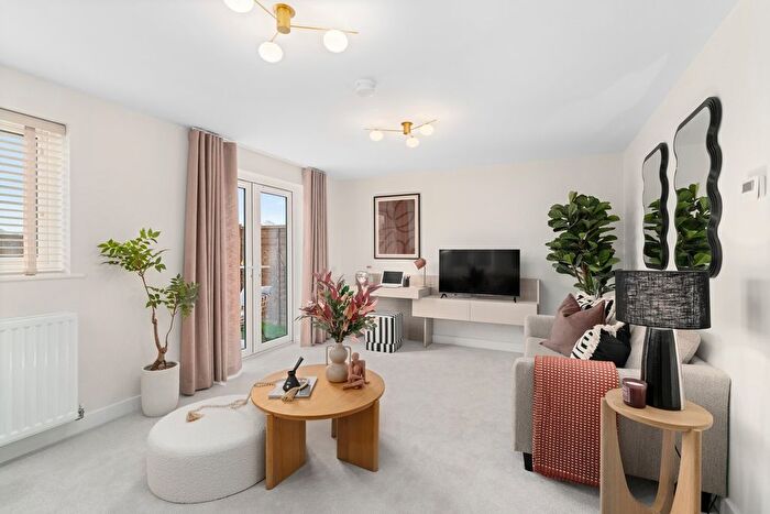 4 Bedroom Semi Detached House For Sale In Plot - Bed Semi-Detached, Millwright Place, Tovil, ME15