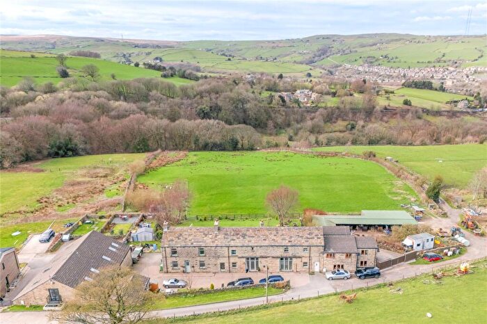 9 Bedroom Semi Detached House For Sale In Holt Head Road, Slaithwaite, Huddersfield, HD7