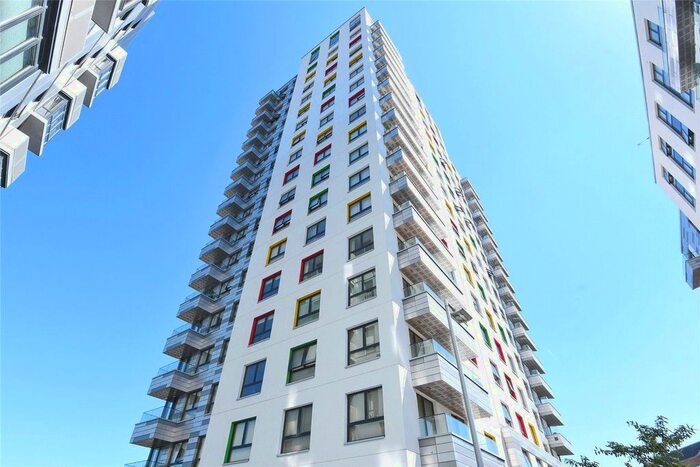 1 Bedroom Flat To Rent In Hewitt, Alfred Street, Reading, Berkshire, RG1