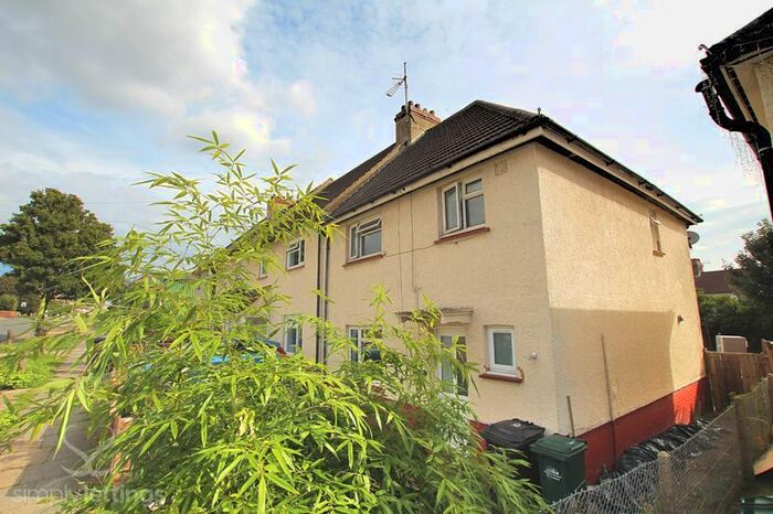 3 Bedroom Property To Rent In Gladstone Road, Portslade, Brighton, BN41