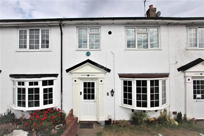 3 Bedroom House To Rent In Staple Close, Sittingbourne, ME10