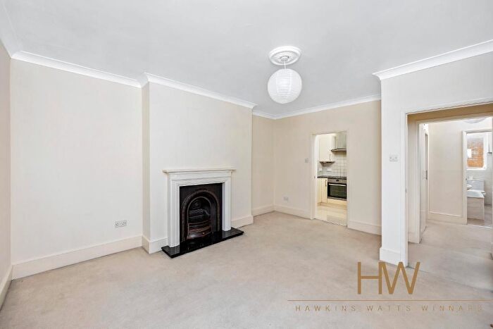 2 Bedroom Flat For Sale In Cromwell Road, Hove, BN3