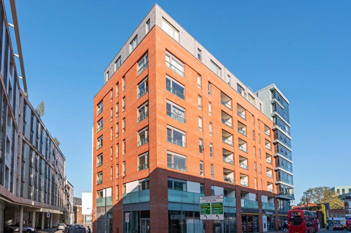 1 Bedroom Property To Rent In Hardwicks Square, Wandsworth, SW18