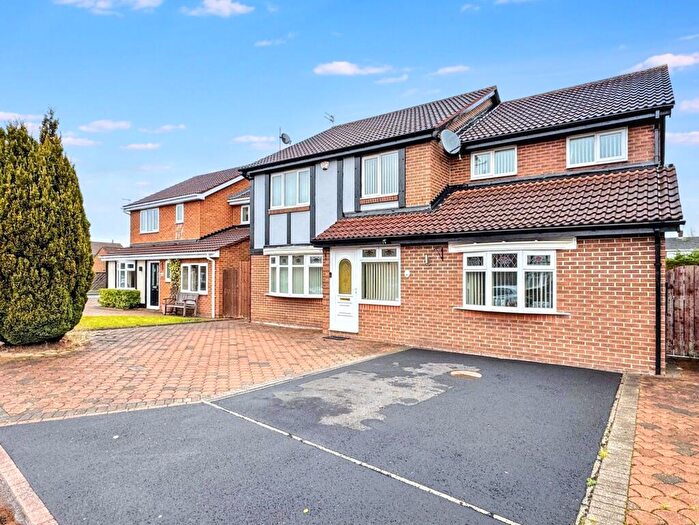 5 Bedroom Detached House For Sale In Eastleigh Close, Boldon Colliery, Tyne And Wear, NE35