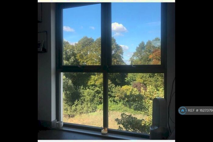 2 Bedroom Flat To Rent In Bath Road, Bristol, BS4