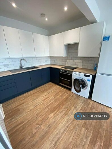 3 Bedroom Flat To Rent In Middlewich Road, Northwich, CW9