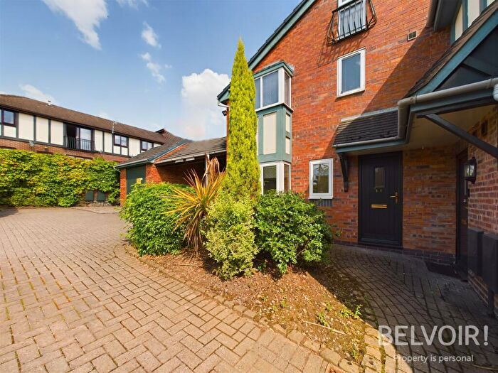 1 Bedroom Flat To Rent In Portland Mews, Porthill, Newcastle-under-Lyme, ST5