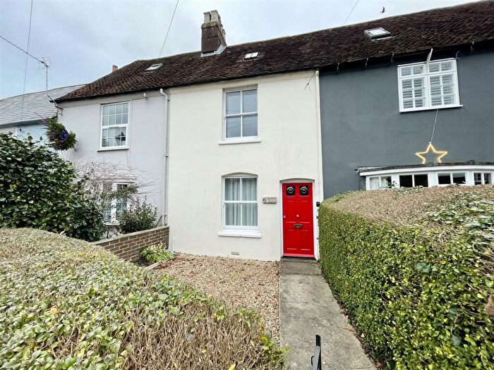 2 Bedroom Terraced House To Rent In Bridge Street, Southampton, PO14
