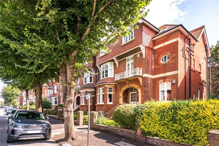 3 Bedroom Apartment For Sale In Fourth Avenue, Hove, East Sussex, BN3