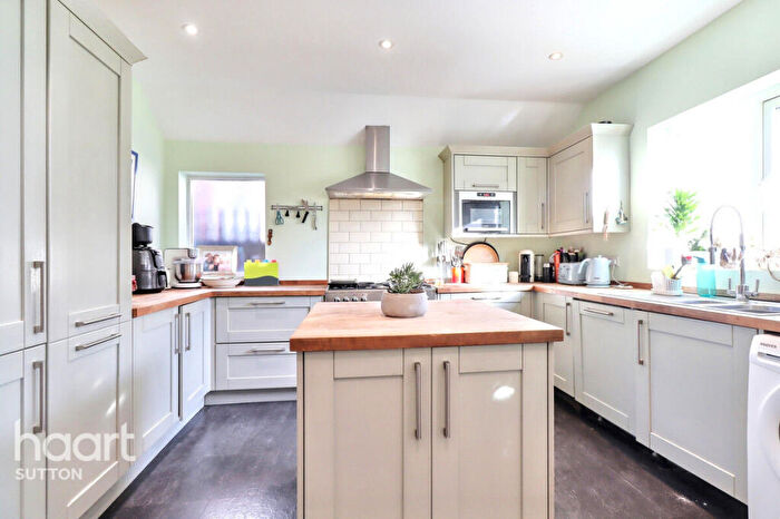 4 Bedroom Semi-Detached House For Sale In Manor Lane, Sutton, SM1