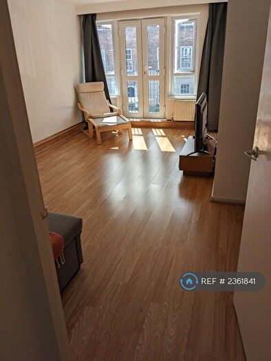 1 Bedroom Flat To Rent In James Docherty House, London, E2