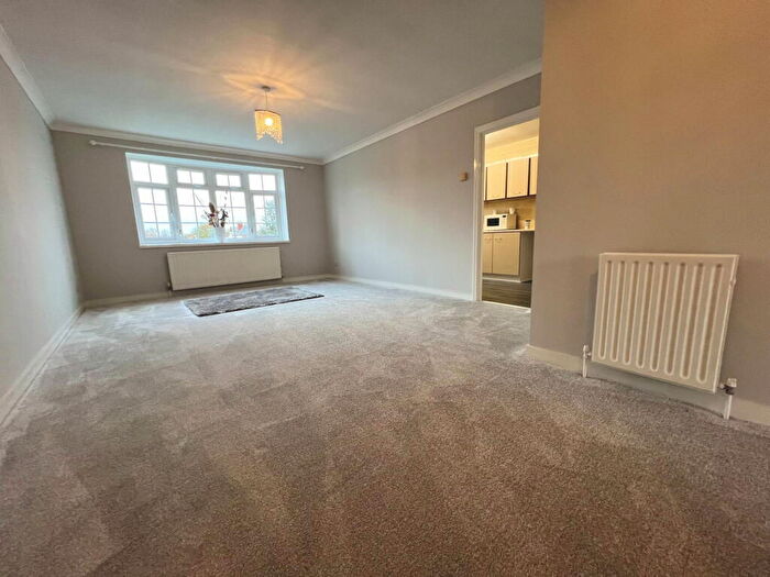 2 Bedroom Flat For Sale In Oakworth Bank, Park Road, Hesketh Park, Southport, PR9