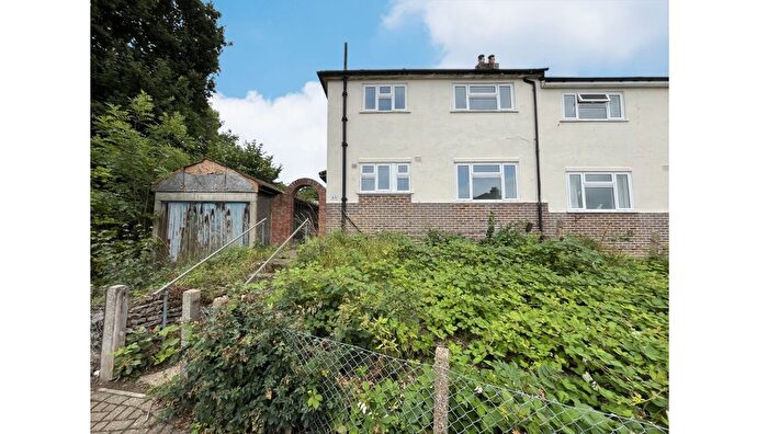 3 Bedroom Property For Sale In Victoria Road, Chislehurst, Greater London, BR7