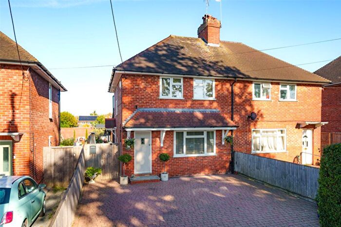 2 Bedroom Semi-Detached House For Sale In Binfield Road, Bracknell, Berkshire, RG42