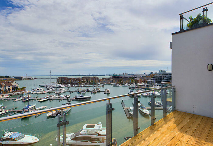 2 Bedroom Flat To Rent In Sirocco, Channel Way, Ocean Village, Southampton, SO14