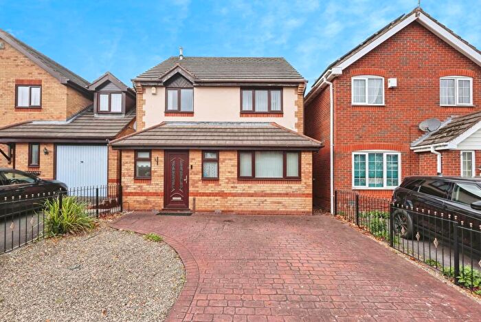 3 Bedroom Detached House For Sale In Bishops Gate, Birmingham, West Midlands, B31