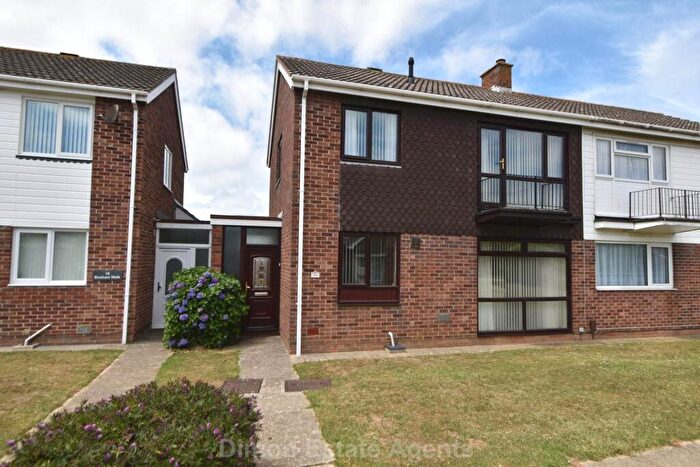 3 Bedroom Semi-Detached House For Sale In Bosham Walk, Peel Common, PO13