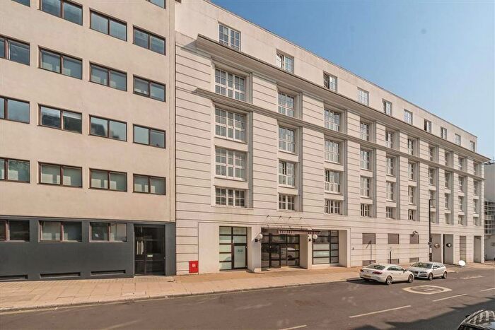 1 Bedroom Flat For Sale In Jamestown Road, Camden, NW1