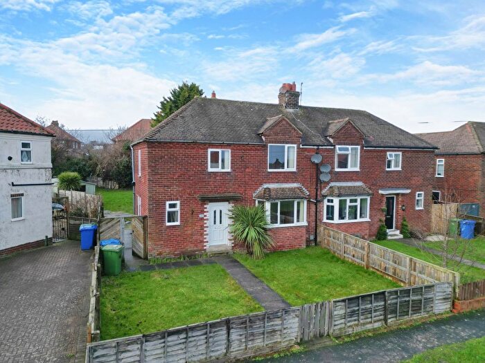 3 Bedroom Semi Detached House For Sale In Elm Grove, Whitby, YO21