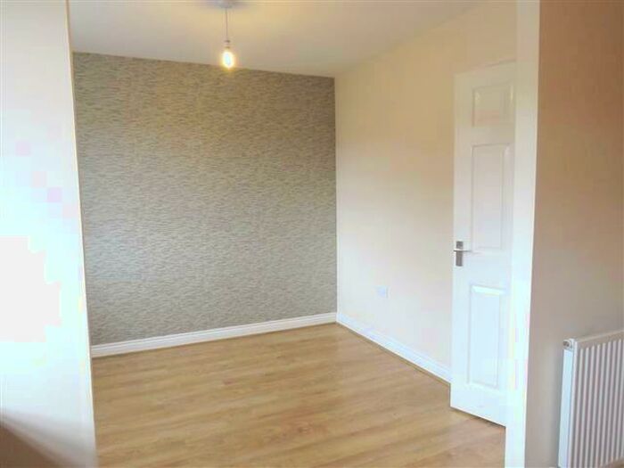 4 Bedroom Town House To Rent In Whittingham Avenue, Wendover, Aylesbury, HP22