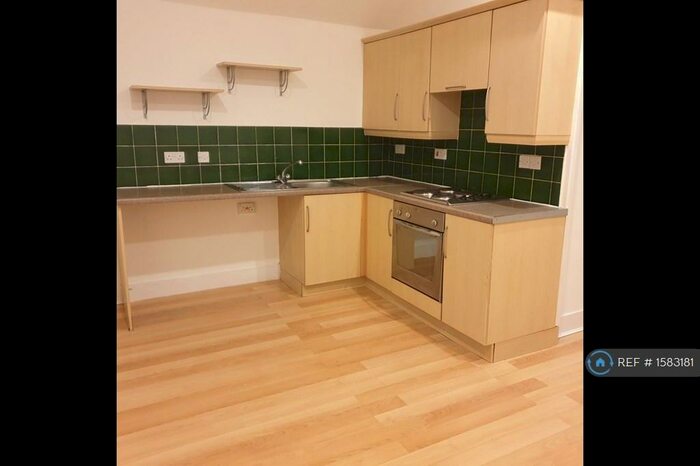 Studio To Rent In West Lodge, Westgate-On-Sea, CT8