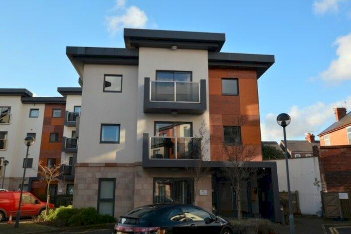 1 Bedroom Flat To Rent In Chatsworth Road, Chesterfield, S40