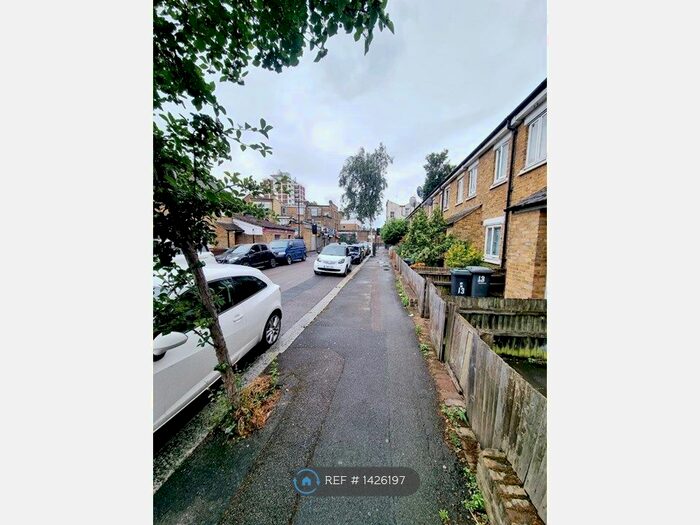 3 Bedroom Terraced House To Rent In Hanover Road, London, N15
