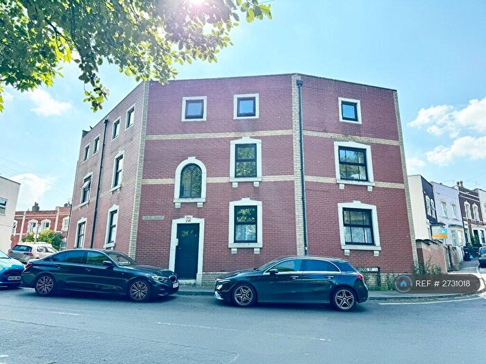 1 Bedroom Flat To Rent In Belle Court, Totterdown, Bristol, BS4