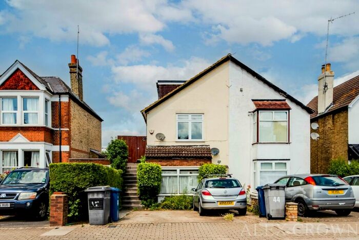2 Bedroom Maisonette To Rent In Leicester Road, Barnet, EN5