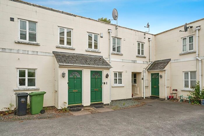 2 Bedroom Terraced House To Rent In Port Street, Evesham, WR11