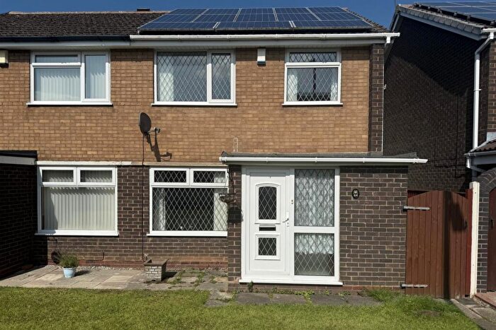3 Bedroom Semi Detached House For Sale In Regis Heath Road, Rowley Regis, B65