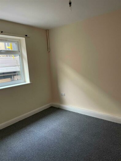 1 Bedroom Flat To Rent In Union Road, New Mills, High Peak, SK22