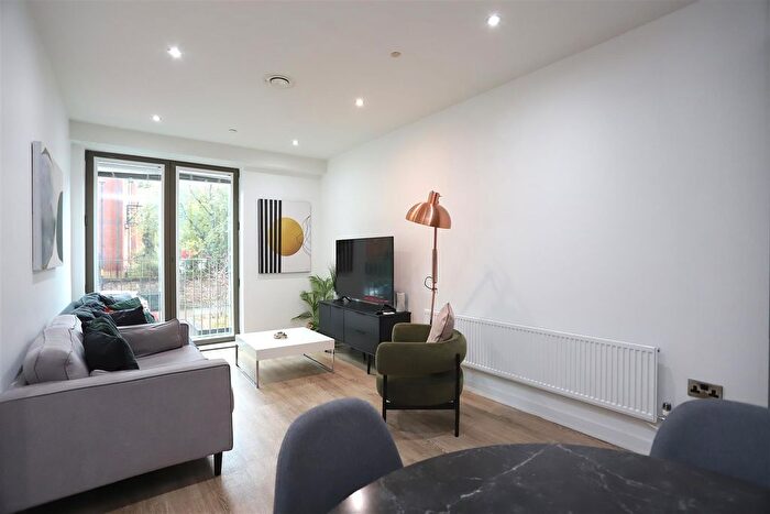 4 Bedroom Property For Sale In Millbank Street, Manchester, M1