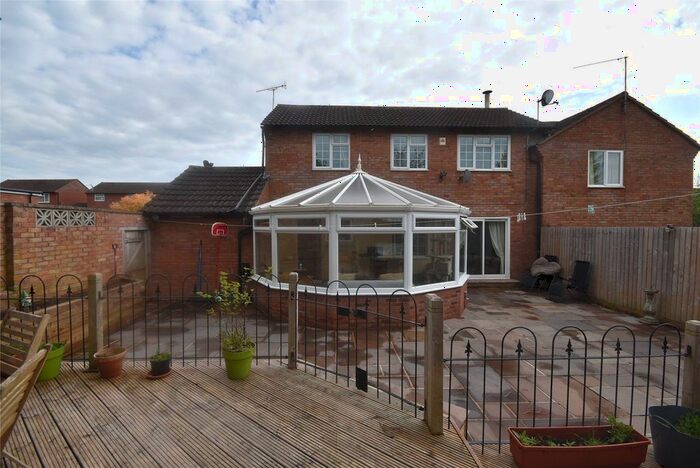 3 Bedroom Semi-Detached House For Sale In Giffard Drive, Welland, Malvern, Worcestershire, WR13