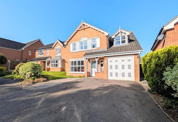 5 Bedroom Detached House To Rent In Fordwich Drive, Frindsbury Rochester, ME2