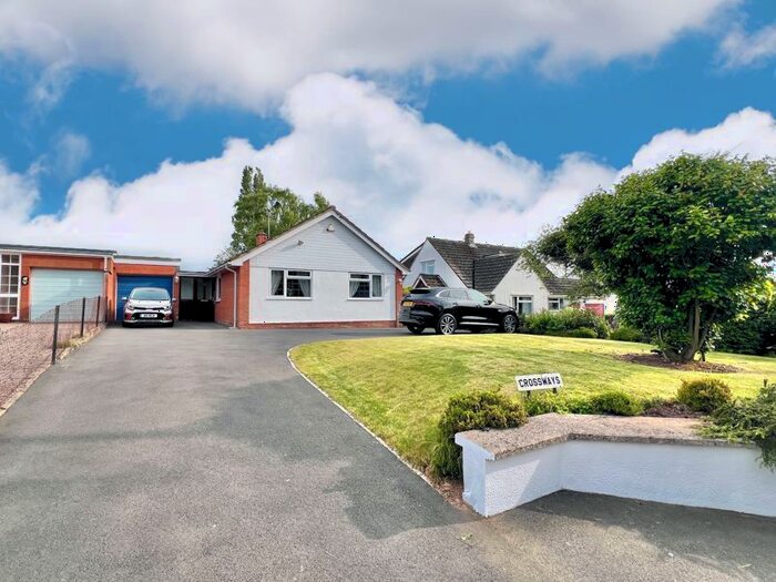 3 Bedroom Bungalow For Sale In North End, Creech St. Michael, Taunton, TA3