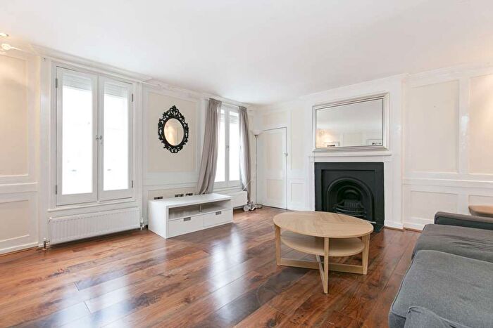 2 Bedroom Flat To Rent In Poland Street, Soho, W1F
