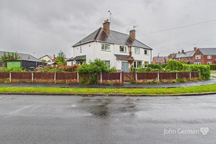 3 Bedroom Semi-Detached House For Sale In Beacon Drive, Rolleston-on-Dove, Burton-on-Trent, Staffordshire, DE13