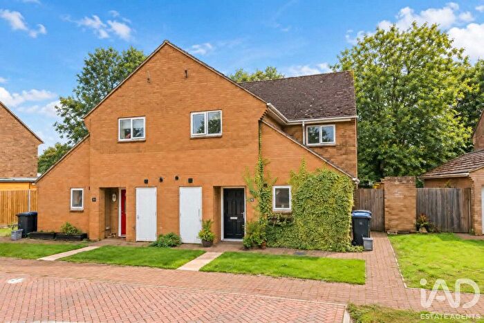 3 Bedroom Semi Detached House For Sale In Nigel Road, Ely, Cambridgeshire, CB7
