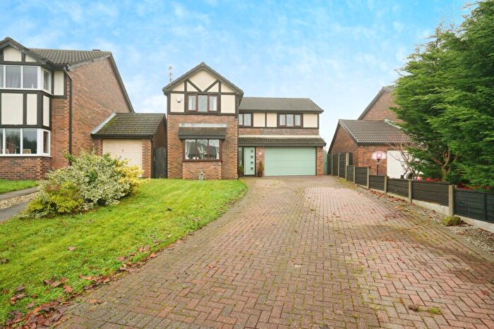 4 Bedroom Detached House For Sale In Old Vicarage, Bolton, BL5