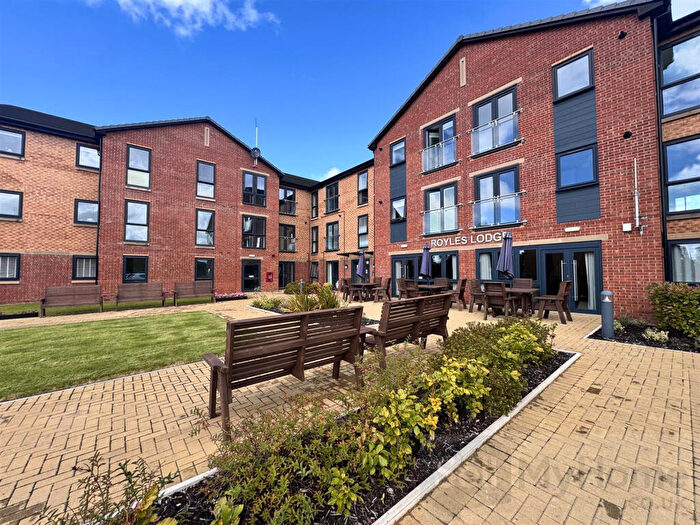 1 Bedroom Flat For Sale In Torentun Close, Thornton-Cleveleys, FY5