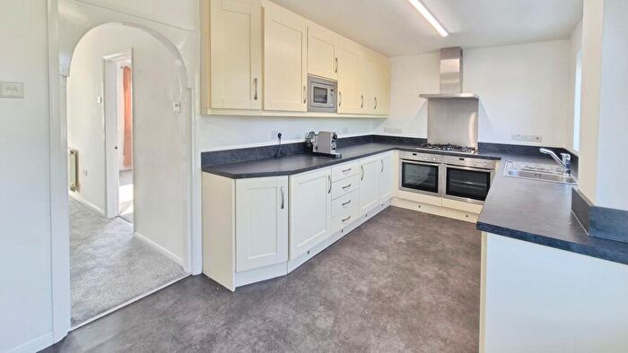 4 Bedroom Terraced House To Rent In Beale Street, Dunstable, LU6