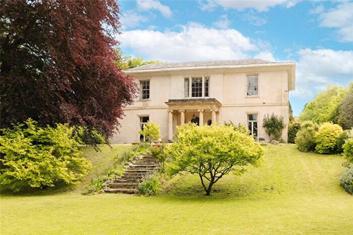 8 Bedroom Detached House For Sale In London Road, Chalford, Stroud, Gloucestershire, GL6