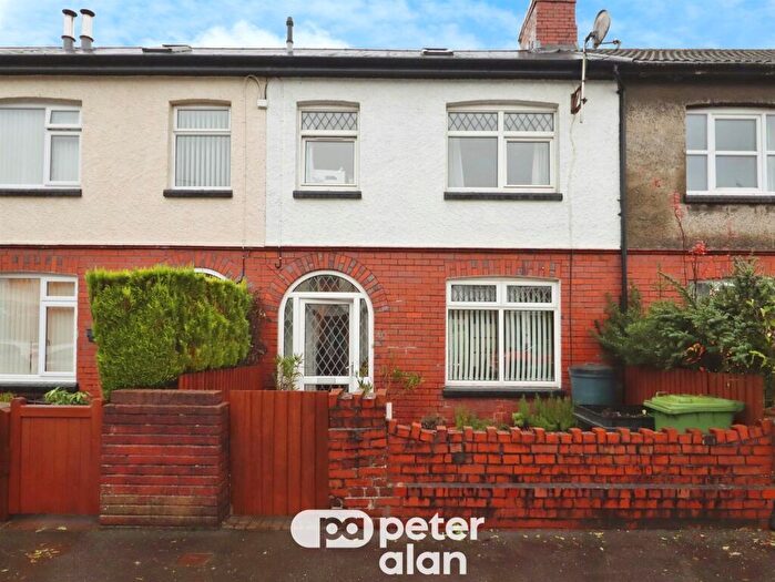 3 Bedroom Terraced House For Sale In Moy Road, Taffs Well, Cardiff, CF15