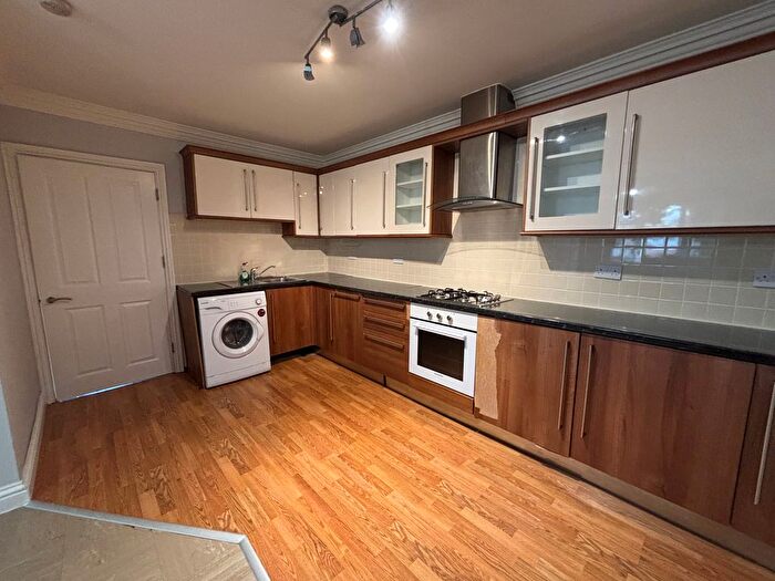 2 Bedroom Flat To Rent In Cranworth Road, Eastwood Rotherham, S65